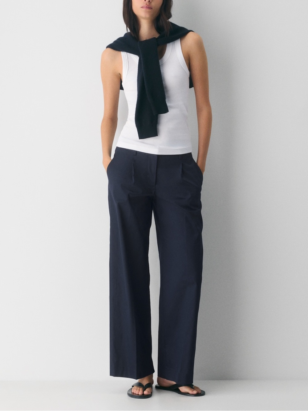 Aritzia Amherst Wide-Leg Chino Pant - Oxford Navy